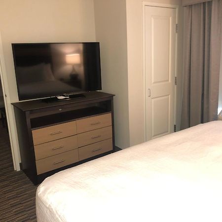 Grandstay Hotel & Suites Rock Valley Room photo